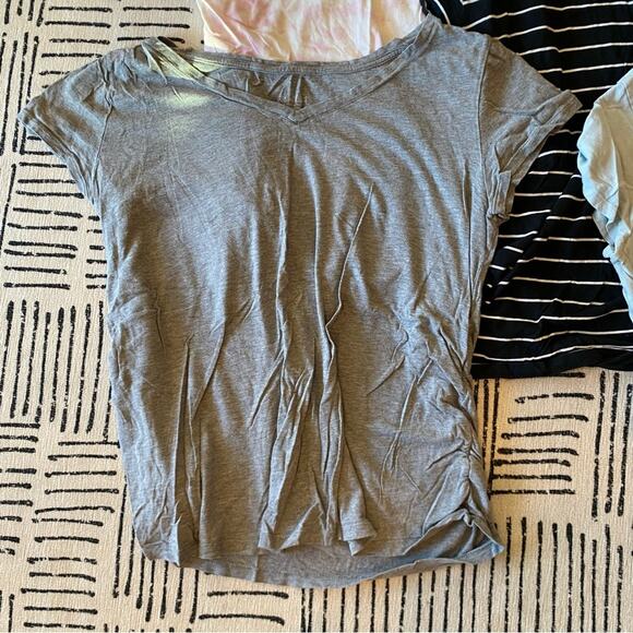Maternity Casual T-Shirt Collection - Assorted Colors and Prints Large - Picture 5 of 7